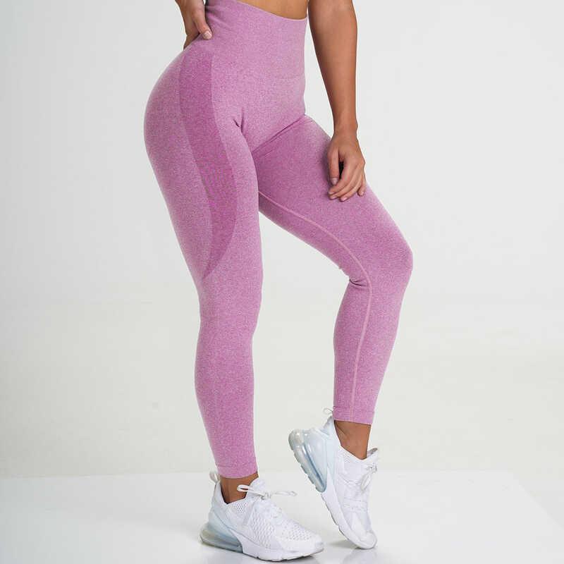 Product Introduction of Seamless Knitted Small Crescent Breathable Quick Drying Fitness High Waist Peach Tight Elastic Hip Lifting Yoga Pants 11