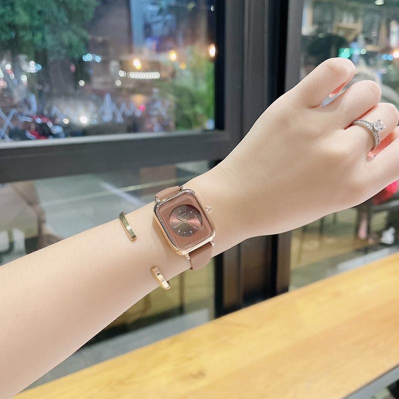 Đồng hồ nữ Guou  Watch  Đeo tay Size mini dây silicon cá tính trẻ chung năng động .( Các c muốn đeo size to nhắn shop e để gửi bản size to cho các c nhé ) Women