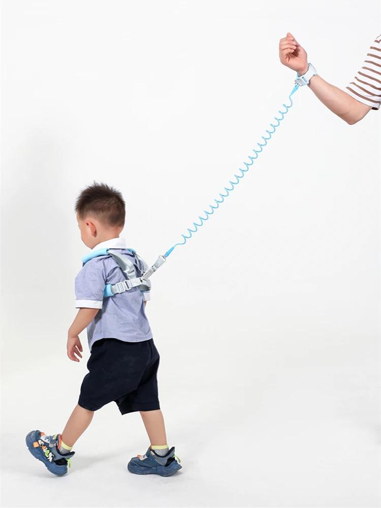 Product Introduction of Infants and Young Children's Loss Prevention Belt Traction Rope Baby Loss Prevention Bracelet 2m Spring Rope Walking Baby Safety 0