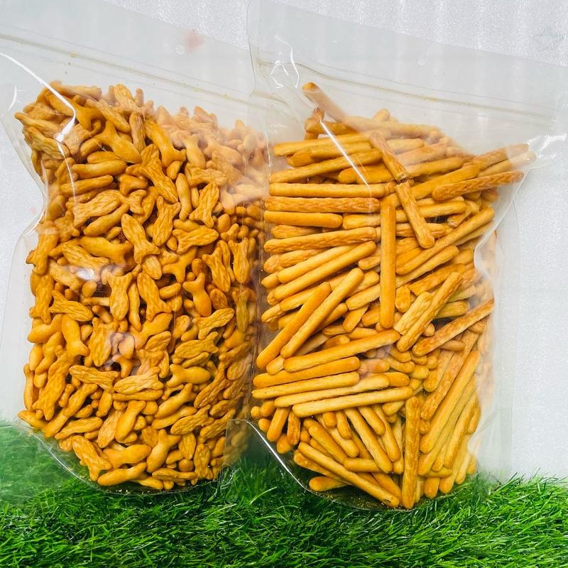 Combo 1kg Bánh Quy Đũa + Quy Cá Giòn Béo Thơm Ngon - Snack Ăn Vặt Thức Ăn