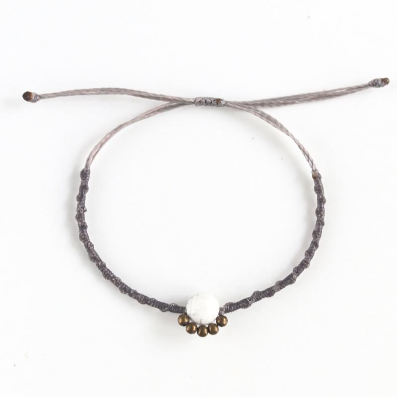 Vòng tay macrame đá Bạch Tùng (Howlite) kiểu đơn giản - viên đá tốt cho học tập 2