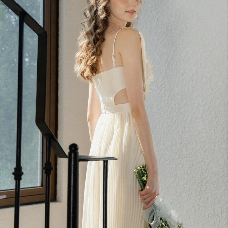 SOLEI DRESS - Váy hai dây trái tim cách điệu trắng be cho nữ 1
