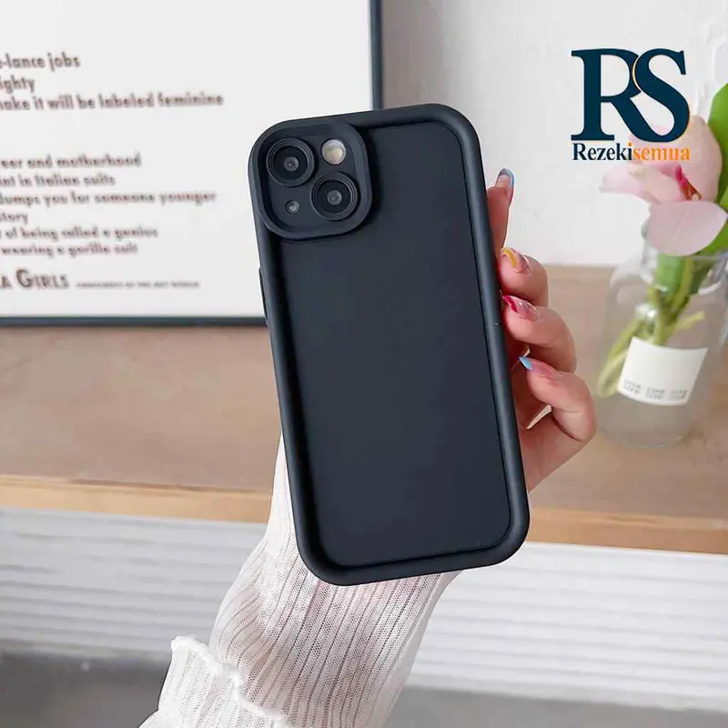 Softcase Silikon Transparan Hitam Compatible For Iphone 7+