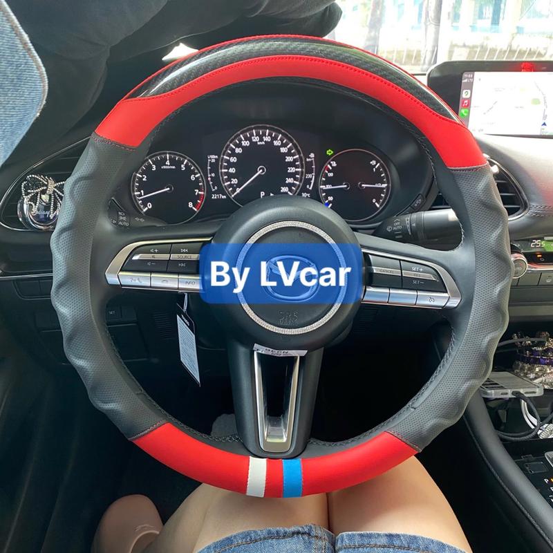 Bọc vô lăng ô tô carbon cho xe vô lăng Tròn. Bọc chống xước, chống trơn trượt bảo vệ vô lăng luôn mới cho  xe con hatback ,sedan, suv, bán tải, xe tải lớn nhỏ đủ size từ 38-47cm