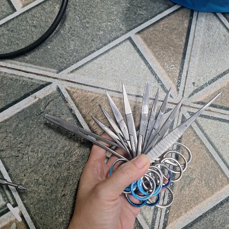 Bộ 10 cây kéo nhíp -găp-cắt- làm bằng inox  Thích hợp cho anh em sữa chữa điện tử 0