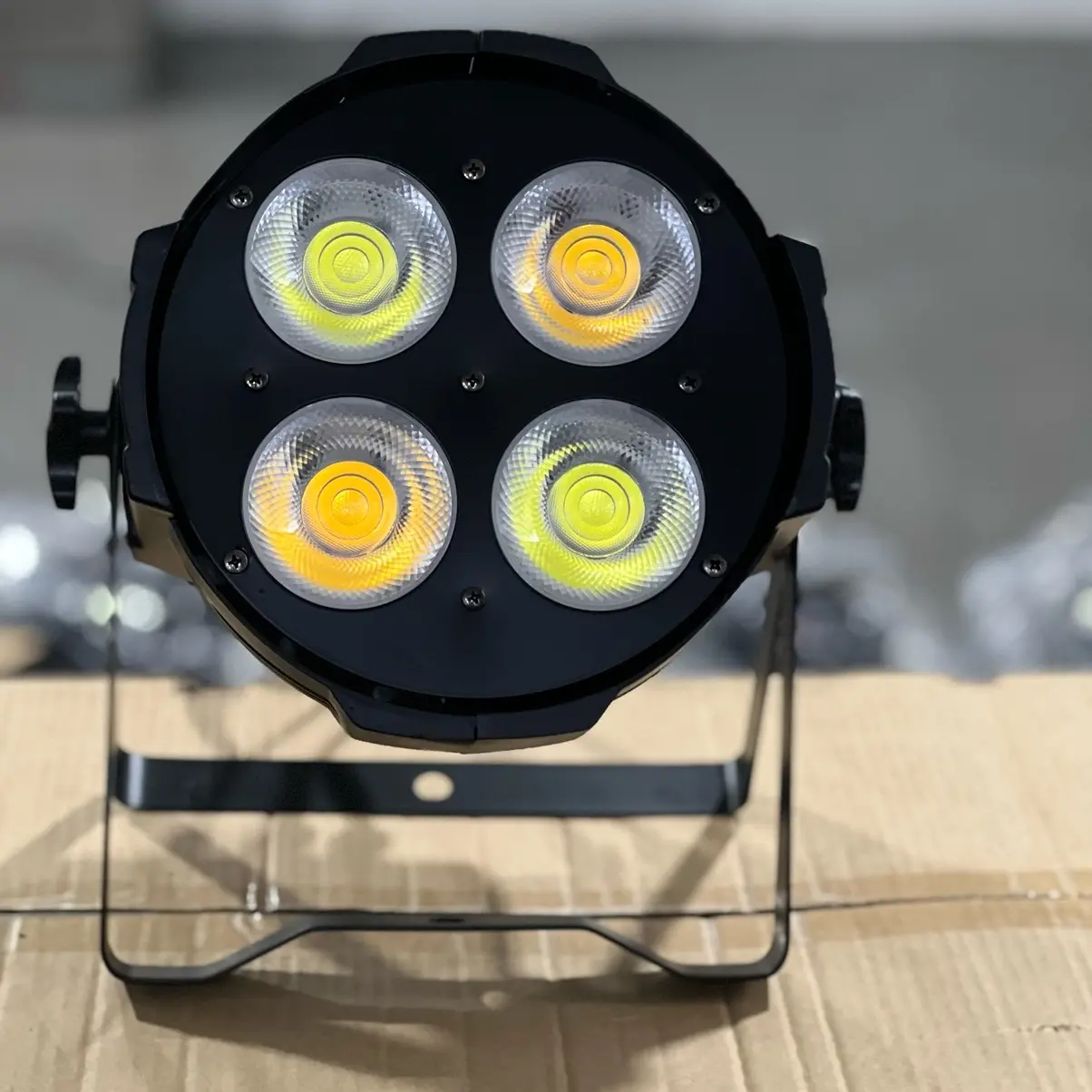 Đèn par 4 mắt ( 400w 2 mắt trắng 2 mắt vàng nắng