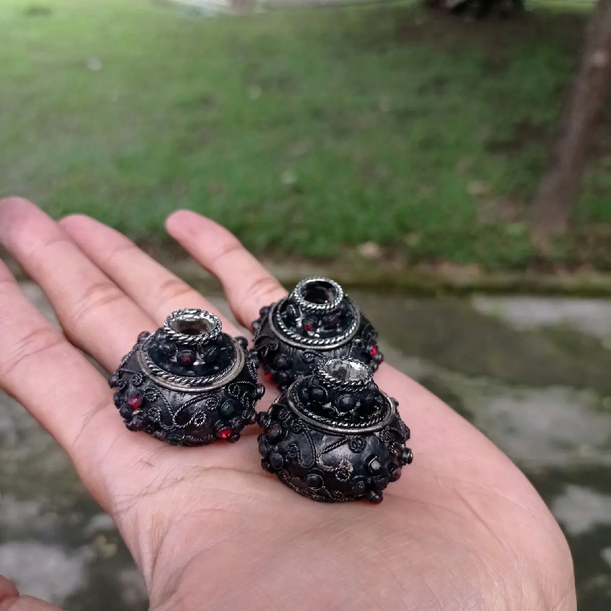 mendak selut kodenan sangup hitam