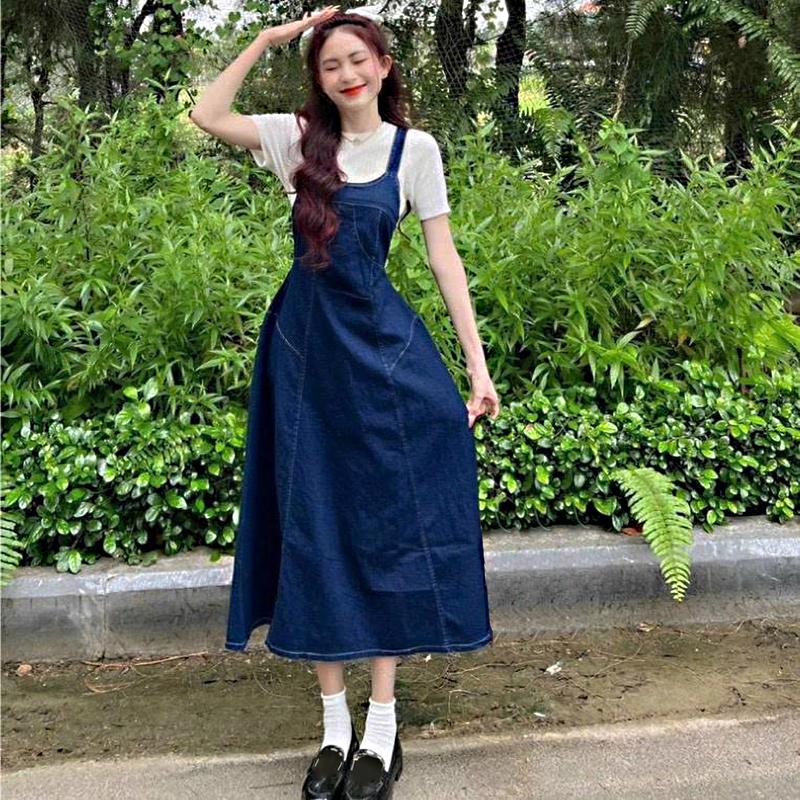 Set váy yếm jean dáng dài dễ thương mix áo borip tone trắng siêu xinh đơn giản dành cho các nàng dạo phố dễ thương xinh xắn