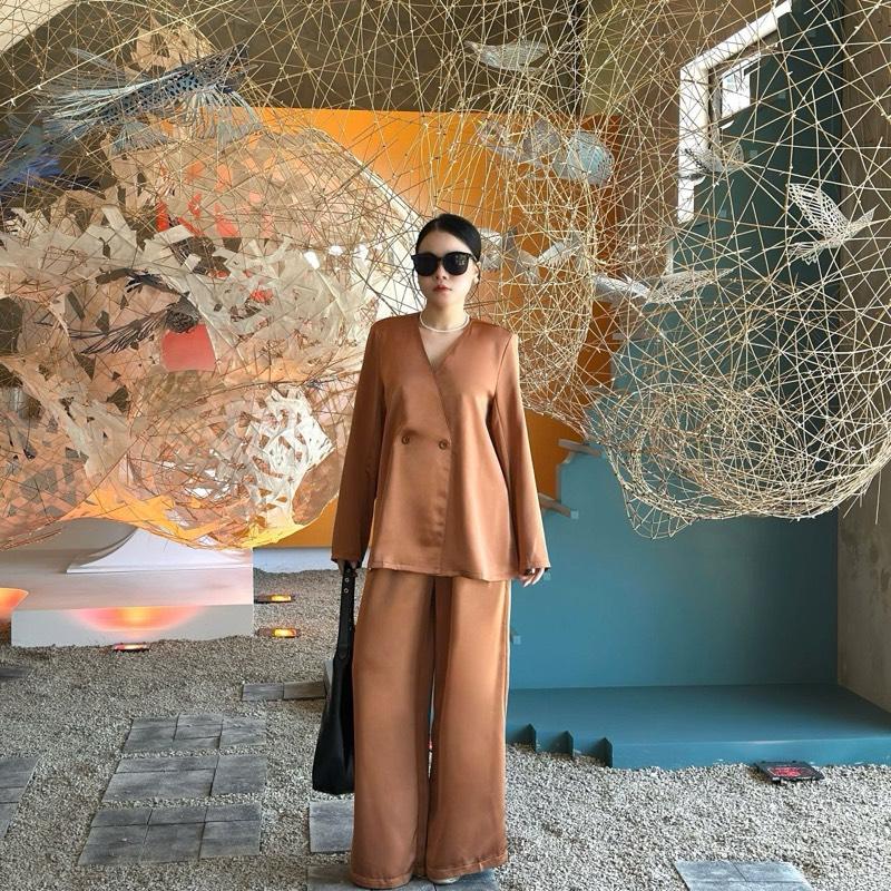 S168 SET ĐỒ NỮ GỒM ÁO GIẢ VEST CỔ V TAY DÀI QUẦN SUÔNG LỤA CÁT HÀN FREESIZE- set đồ sang chảnh nữ