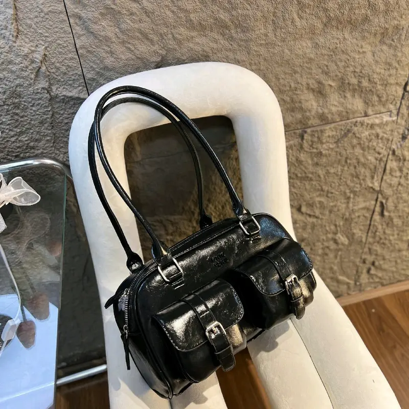 TÚI HỘP Hai Quai Nâu Đeo Vai Kèm Charm Gấu Dễ Thương-HTM077 Bag Kem Nữ Nhung Da 6