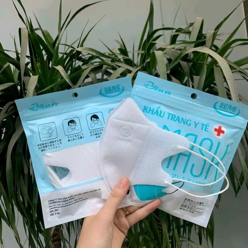 Set 100 chiếc Khẩu trang 5D Mask màu đen cá tính Women Phụ Kiện Voi 5