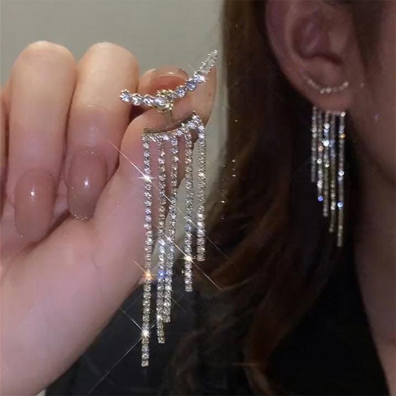 Product Introduction of Delicate long super sparkly diamond tassel earrings for women fashion earrings daily birthday party gift 0