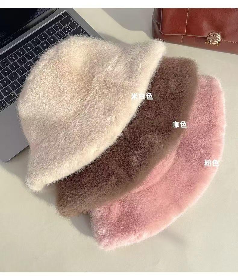 Product Introduction of Mũ nồi nhung, màu trắng, dành cho trẻ em, dễ thương và ấm áp, với nhung, làm cho khuôn mặt trông nhỏ hơn, được làm bằng lông thỏ, thích hợp cho vòng đầu lớn, phong cách Người Nổi Tiếng trên Internet 6