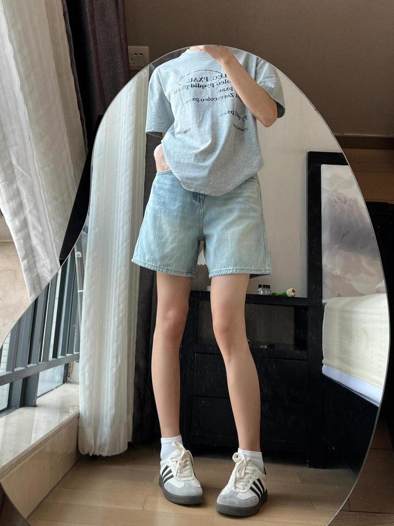 Product Introduction of # Ss24 Embroidered Bow Light Color High Waist Straight Denim Shorts Women's Summer plus Size Plump Girls Wide Leg Loose Cropped Pants 4