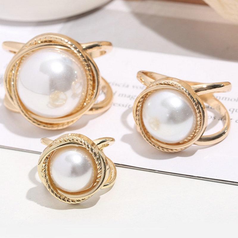 Product Introduction of Khóa Khăn Lụa, Bán Chạy, Chống Lóa, Khóa Quần Áo, Trâm Cài Áo Cho Nữ, Thiết Kế Khoét Lỗ, Phụ Kiện Quần Áo, Đồ Trang Sức, Thích Hợp Cho Khăn Quàng Cổ, [Thanh Toán Khi Nhận Hàng] 6