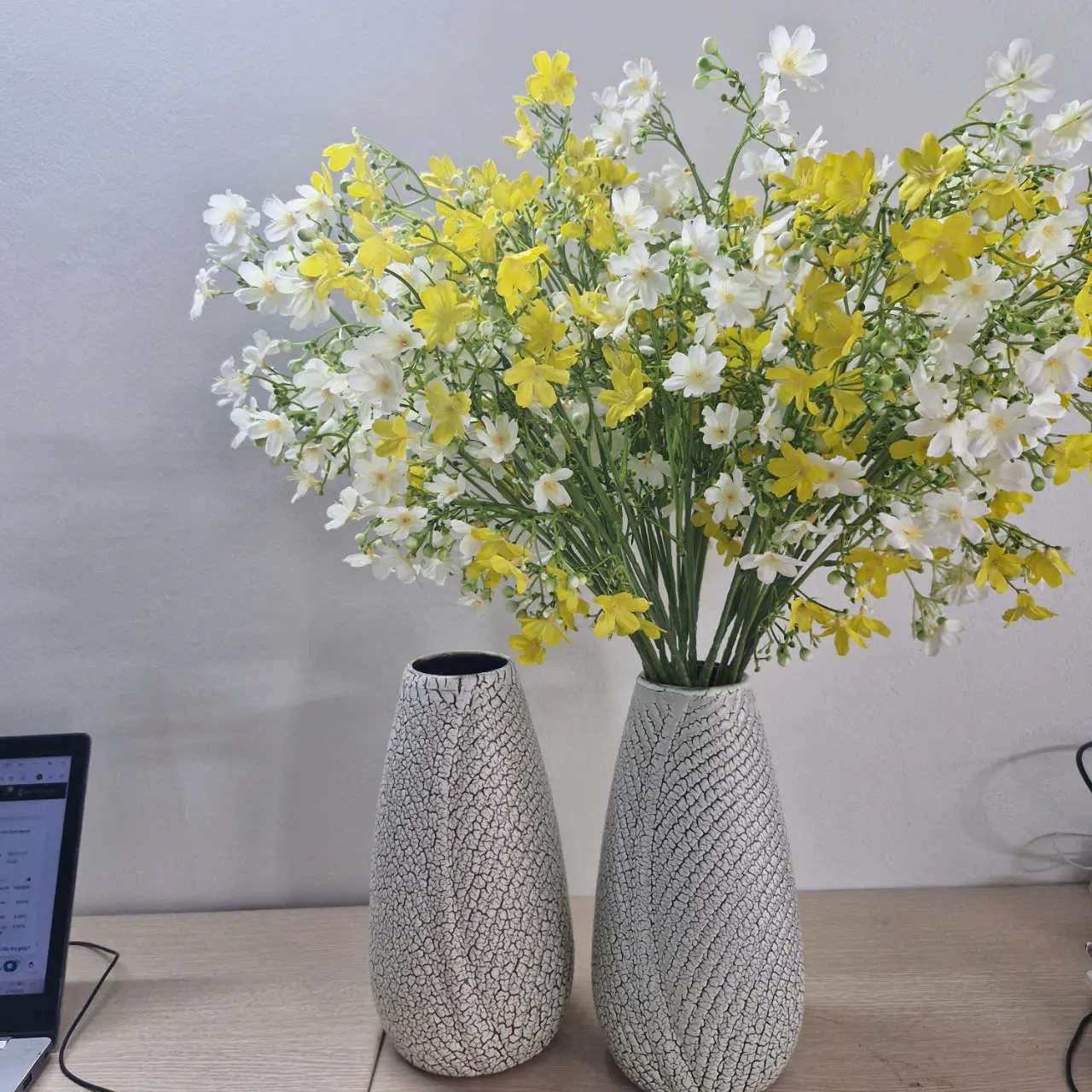 Bình Hoa Gốm Sứ Dáng Chiếc Lá Decor Trang Trí Nội Thất, Cắm Hoa Đẹp Decor Phòng lọ  hoa