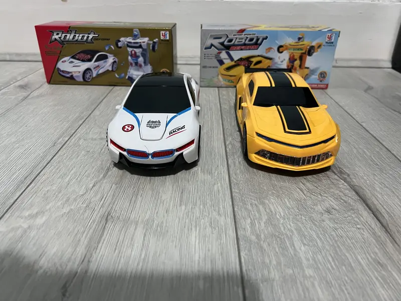 Bump & Go Action Police Car Transforming change to Robot With Music/Lights Robot Deform Brain development Childs curiosity Educational Gift Set Boys Girls Multicoloured Game Musical 3