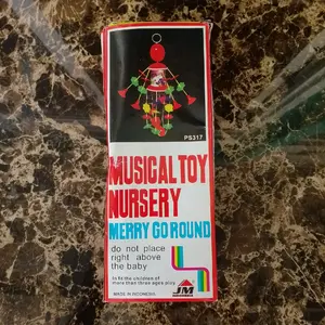 MAINAN BAYI HIBURAN KERINCING "Merry Go Round"