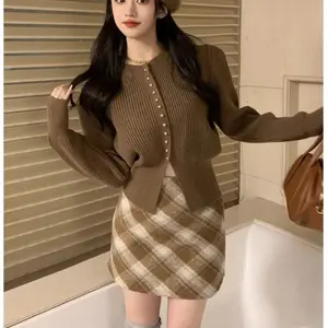 Sweater Rajut Wanita Kancing VARIASI Atasan Lengan Panjang Kasual Gaya Tshirt terbaru
