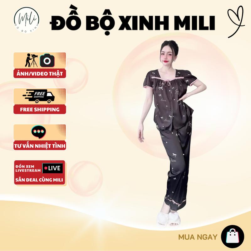 ĐỒ BỘ PIJAMA, Tay Ngắn Nơ Cổ Vuông, ĐỒ MẶC NHÀ, ĐỒ NGỦ NỮ. Áo Cổ Vuông, Viền Bèo, Phối Nơ. QUẦN DÀI CÓ TÚI. VẢI LỤA LATIN CAO CẤP. HOẠ TIẾT DỄ THƯƠNG. Women do bolatin