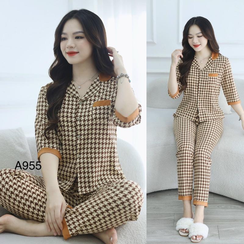  Bộ pizama tay lỡ quần 9tất,mẫu mới nhất xuân hè này,chất lụa hàn mềm mịn,thoáng mặc thoải mái nhẹ nhàng.hoạ tiết sọc siêu dễ kết hợp Lụa Kẻ sọc Nữ Women Áo Top Kem đồ  ngủ 