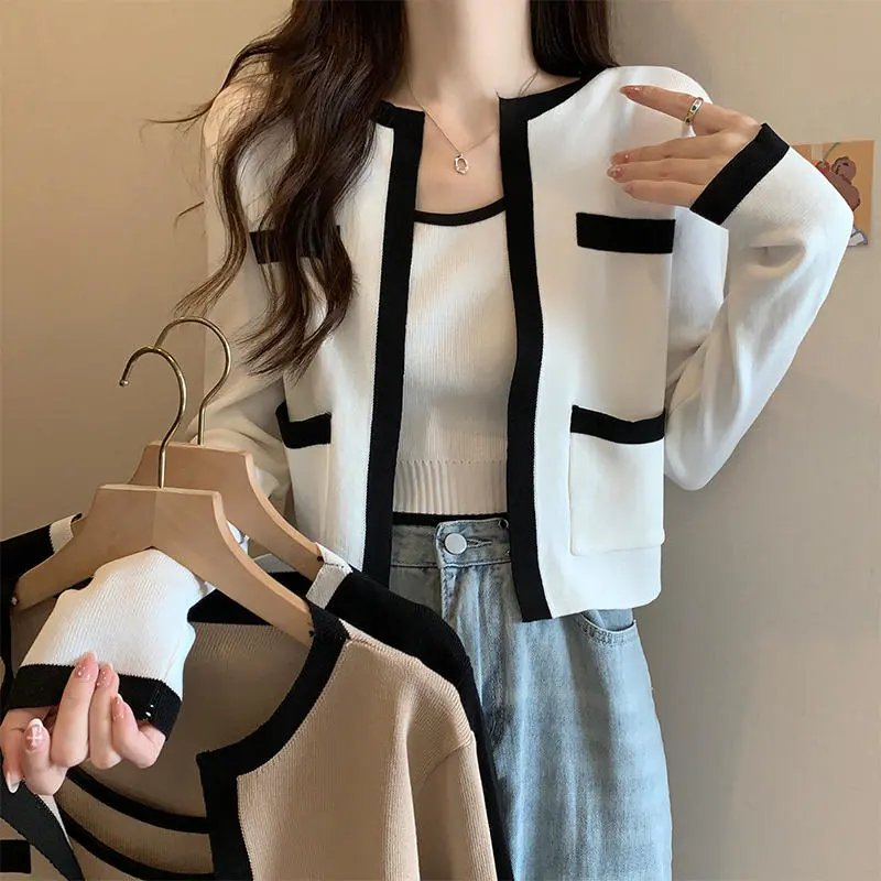Early Autumn New Baida Small Fragrant Style Slimming and Meat Covering Set Knitted cardigan Coat Strap Two Piece Set for Women
