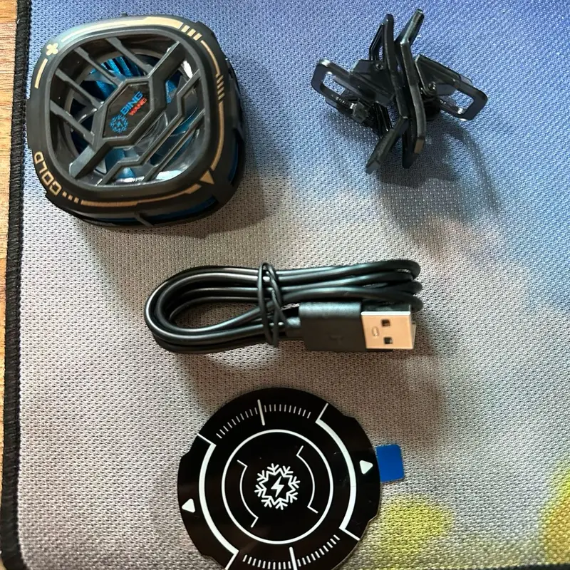 Sò Lạnh X76 Công Nghệ Mới Hỗ Trợ Cả Kẹp Và Từ Tính, Thiết Kế Gaming Hầm Hố Làm Lạnh Sâu Dành Cho Điện Thoại Và Ipad 1