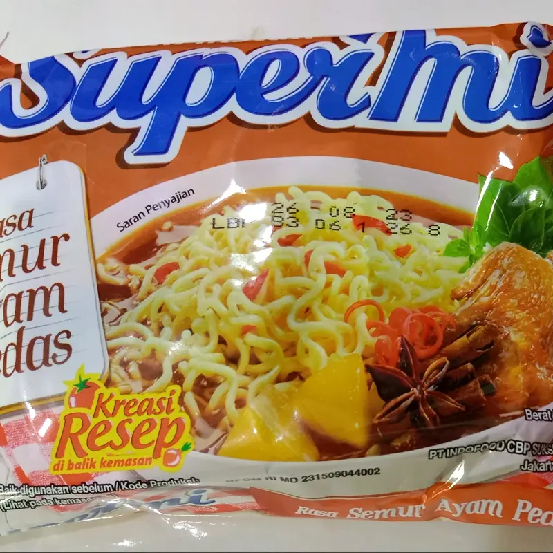 Mie Supermi semur Ayam Pedas Food Instan 0