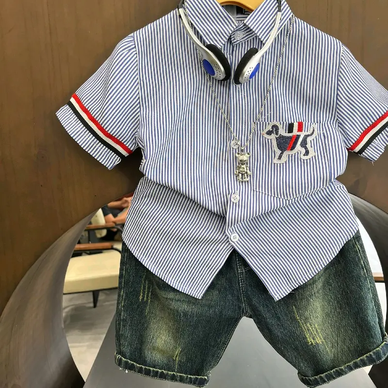 Set áo sơ mi + quần bò jean xước cho bé trai Polo Có Cổ 3