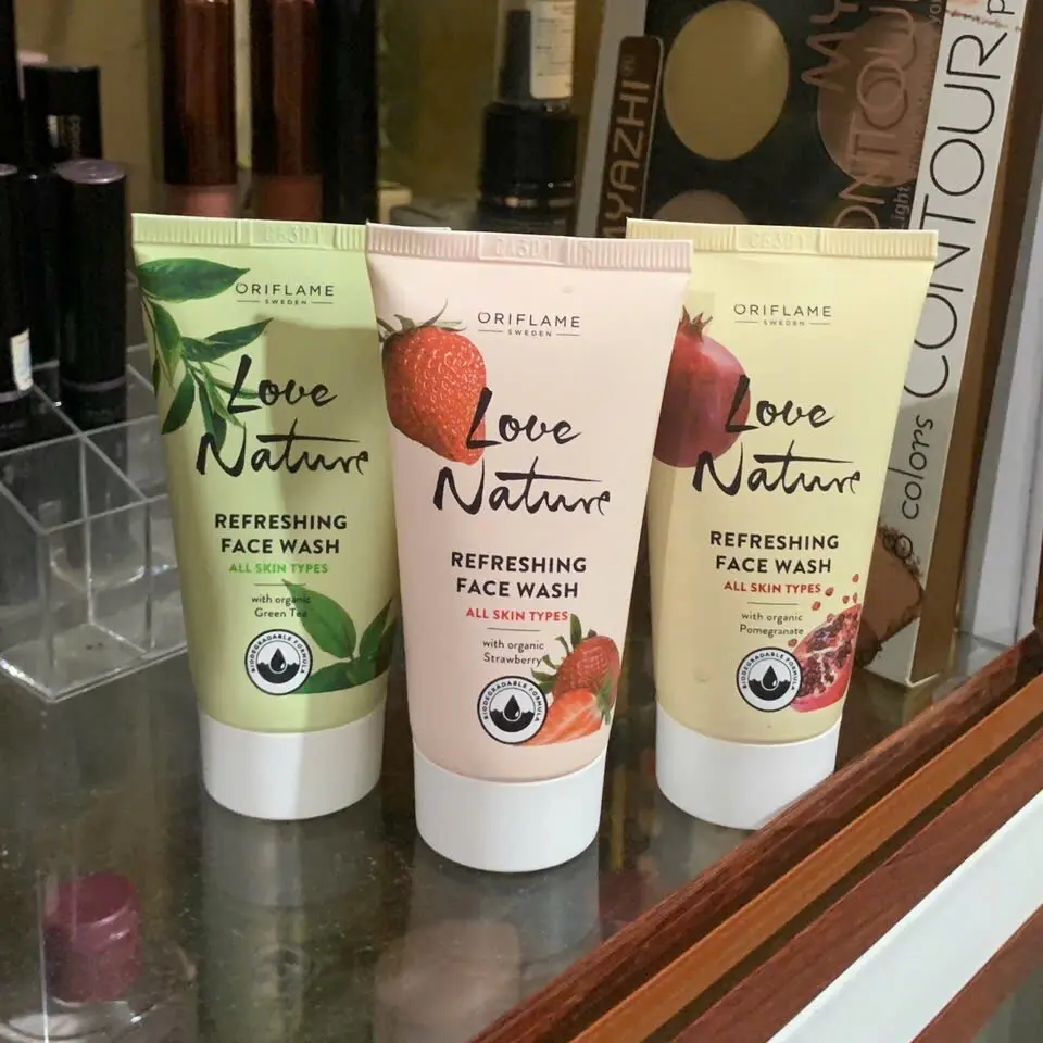 Sữa rửa mặt 10 điểm - Skincare cho phụ nữ - Women