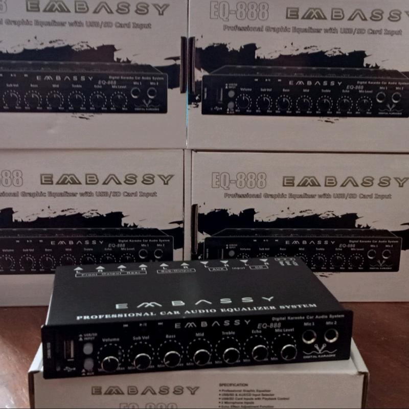 Parametrik EMBASSY EQ-888 USB MMC BLUETOOTH Pre Amp Equalizer EMBASSY 888 with subwoofer 2