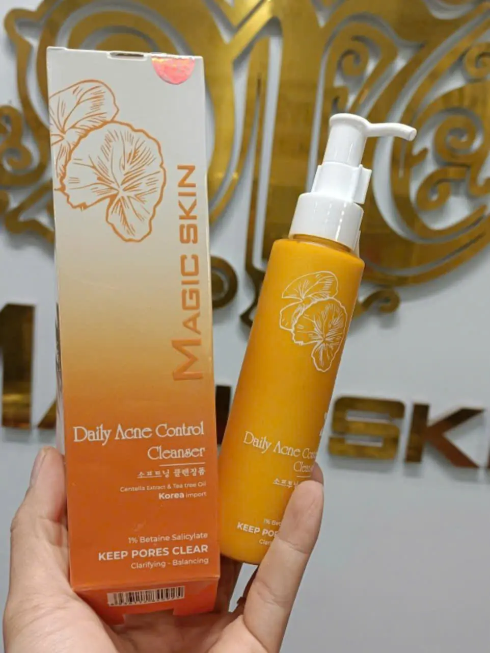 Sữa rửa mặt rau má ngừa mụn magic skin mẫu mới (size 150ml)