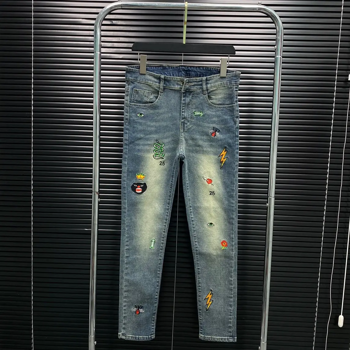 Quần jean nam thêu hoạ tiết GC mã 14
