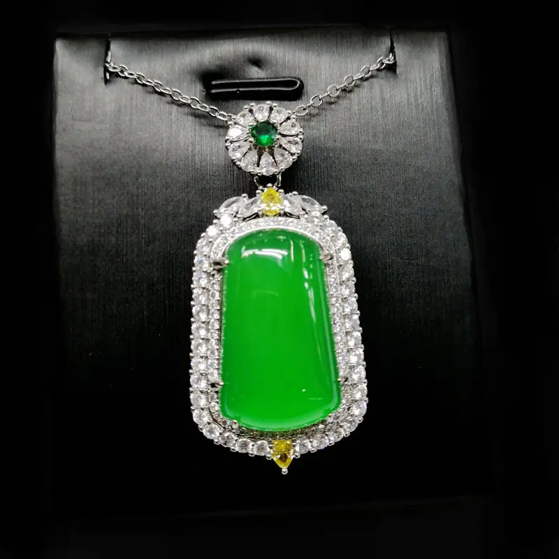 Natural high ice agate amethyst pendant necklace for women, the Wushi plaque inlaid pendant necklace