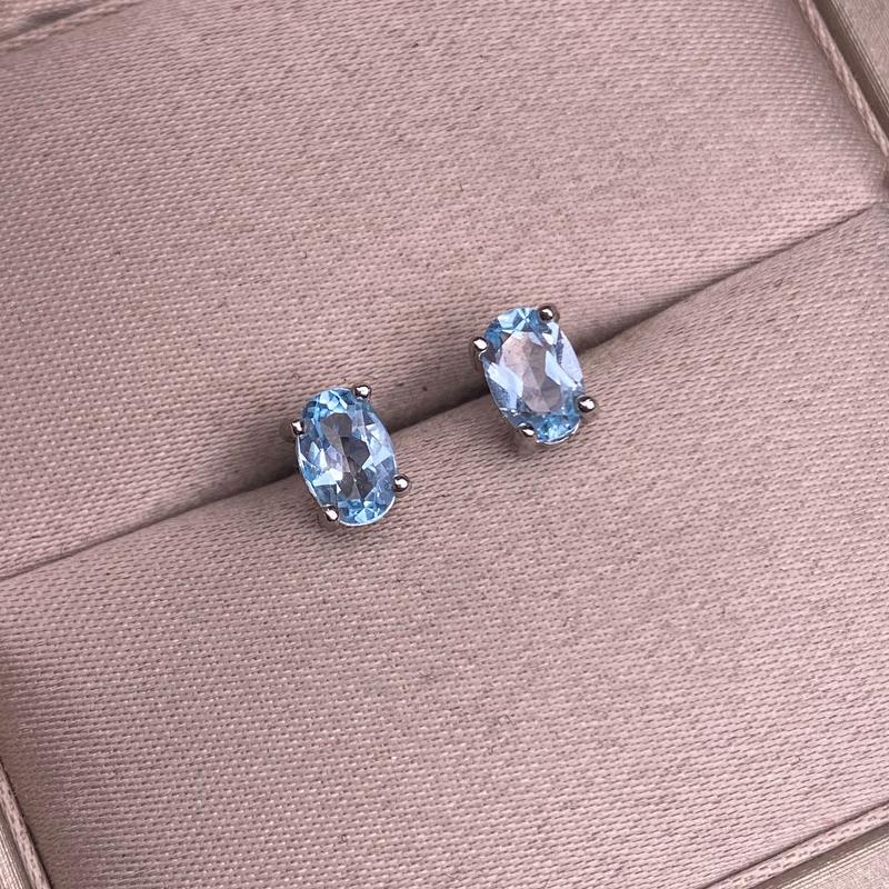 Product Introduction of Amethyst Garnet Citrine Blue Topaz Peridot Earrings S925 Silver Inlaid Classic Women's Earrings 23