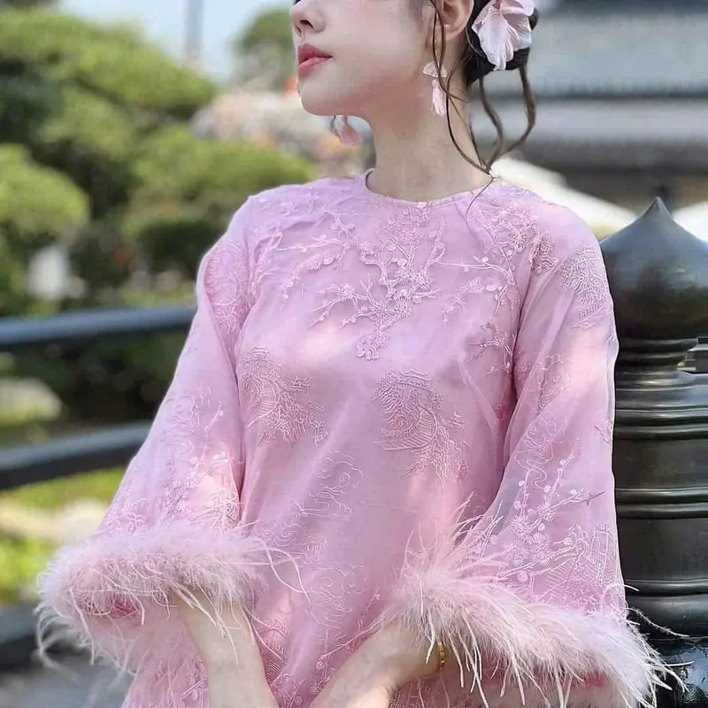 Áo dài Von tơ thêu phối tay nông cách tân hot trend chụp anh đi chơi du xuân 2025 Nữ Women Dress Cổ Tròn Voan 7