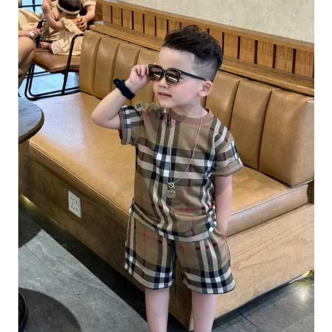 Set bộ quần áo Chất vải mềm Umi thấm mồ hôi tốt cho bé trai sẵn hàng - Màu kẻ nâu phối sang trọng
