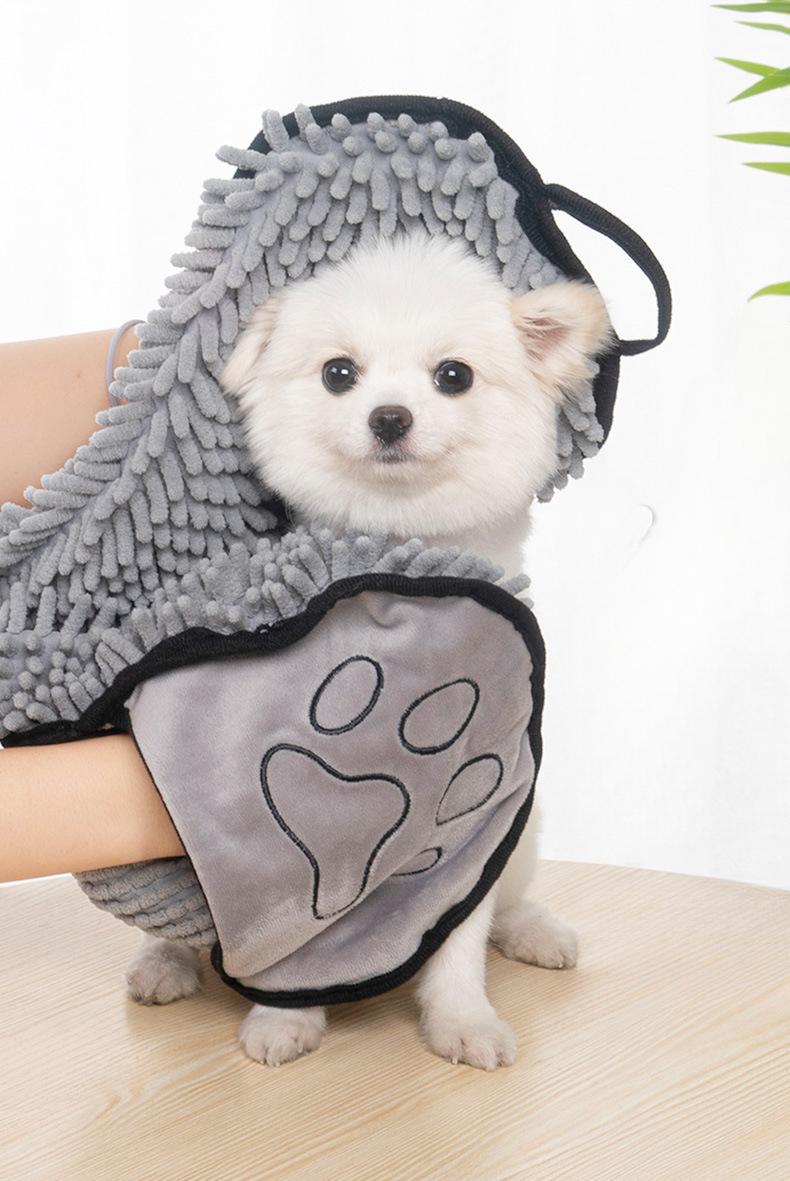 Product Introduction of Soft Dog Bath Robe Towel Quick Dry Pet Towel Fiber Absorbent Cat Bath Towel Convenient Pet Cleaning Washcloth Dog Accessories 1