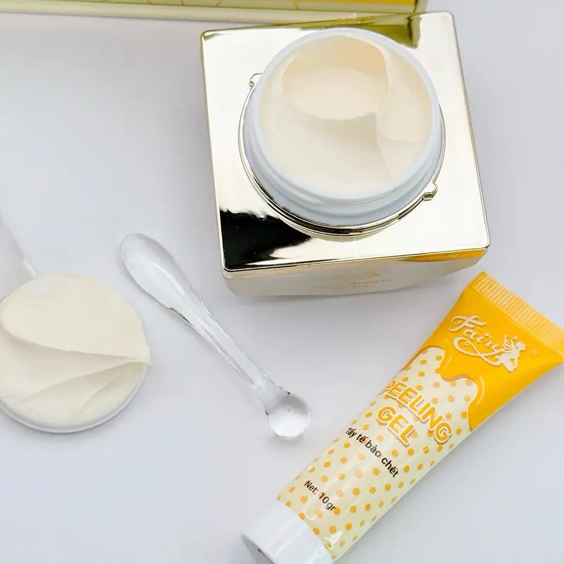 KEM FACE QUEEN FAIRY LỚN 30G (tặng 1 tuýt TTBC + 1 Muỗng Thuỷ Tinh + 1 Sữa Rửa Mặt mini + 1 Gói Cấy Trắng 5g + 1 Kẹp Tóc) Skincare Dưỡng Da Nữ Women Làm Đẹp Da 6