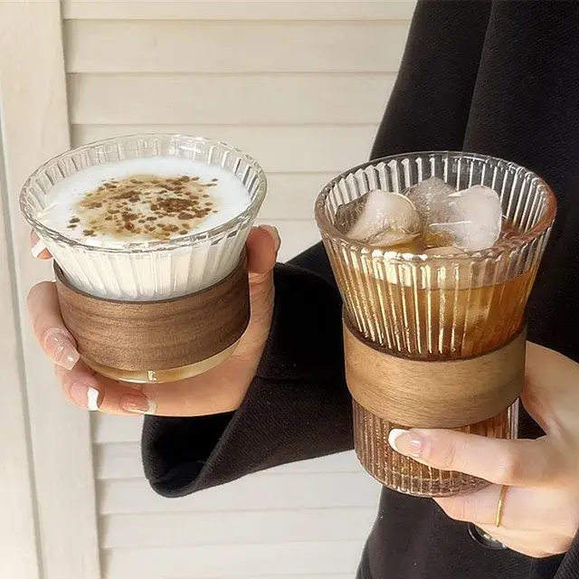 Ly thủy tinh vòng gỗ, miệng loe thiết kế độc đáo, mới lạ- Cốc thủy tinh uống trà, cafe, decor quán 2