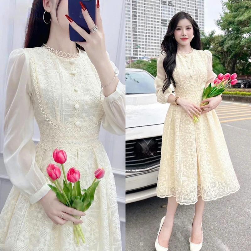 Miiu shop - Váy ren dài tay dáng xoè viền cổ ren