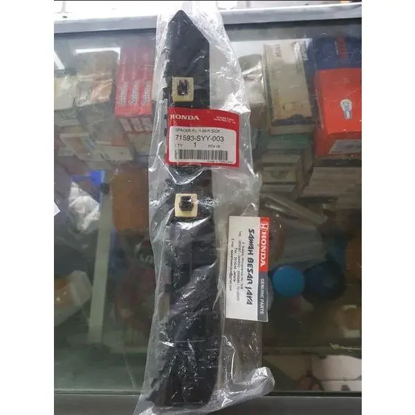 Bracket Braket Breket Plastik Dudukan Bumper Bemper Belakang Freed ORI - Kanan