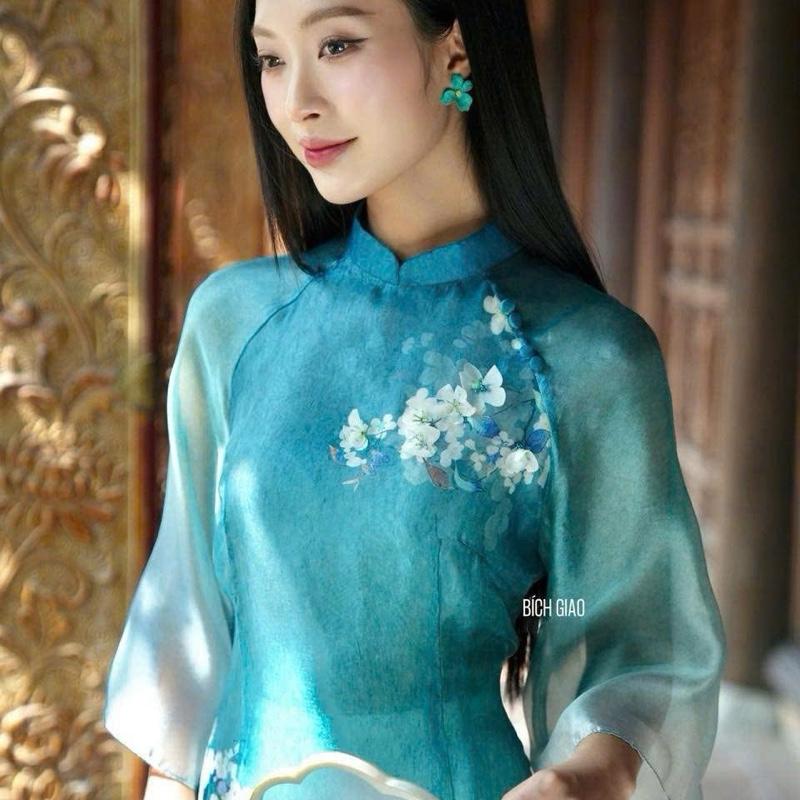 Áo dài Tơ In Bích Giao xanh dịu dàng,tươi mát chị em chụp ảnh đi lễ chùa đảm bảo hợp rơ. Nữ 4