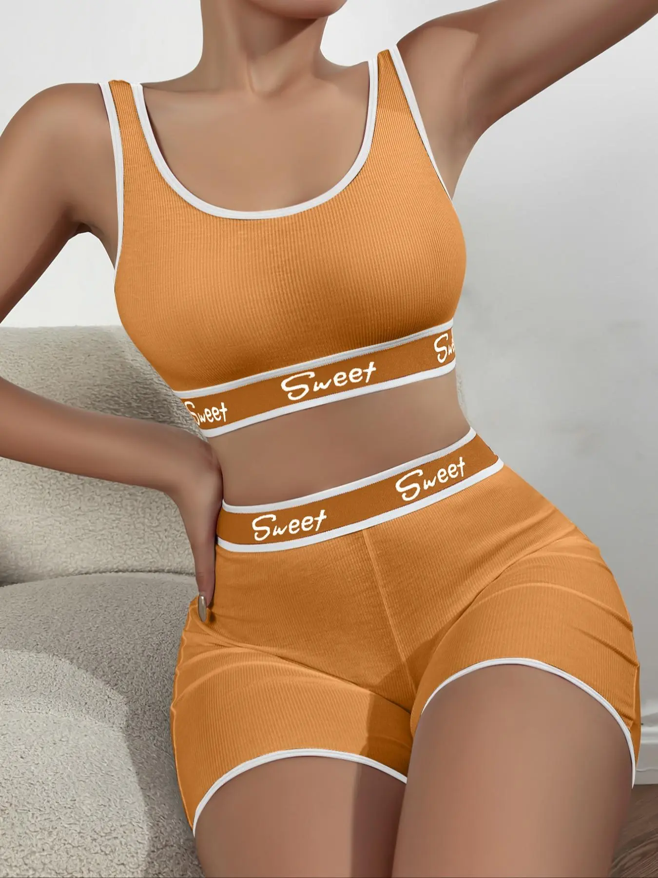 Two-Piece Set Women's Letter Tape Contrast Binding Pyjamas Set, Comfy Crop Tank Top & Shorts Pj Set, Ladies Sleepwear for All Seasons