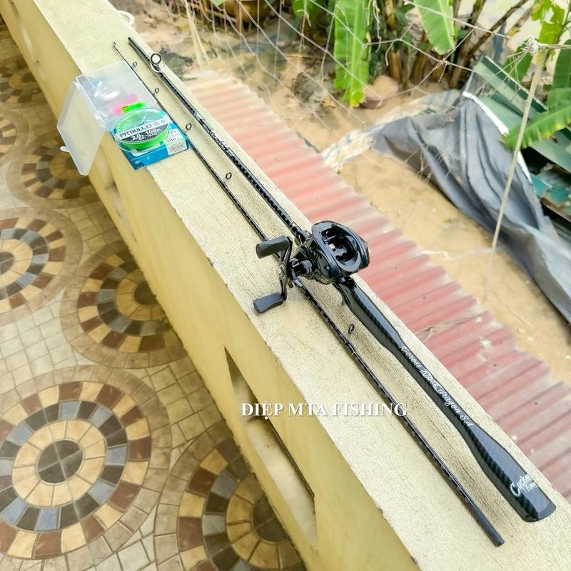 Combo cần câu lure ngang cần rồng đen S4 hoạ tiết xoắn, độ cứng M- và máy ngang cemreo mancans có tiếng dragclick Đi Câu Bắt Cá Câu Cá Fishing Fish