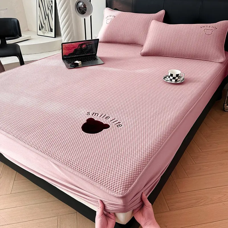 Chiếu Băng Lạnh Gấu Teddy Siêu Mát Lạnh - Chiếu Lụa Băng Bền, Thoáng Khí, Có Thể Giặt Máy 5