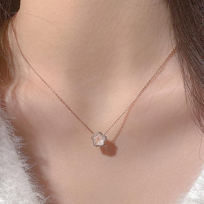 Product Introduction of Romantic Pink Crystal Peach Blossom Necklace, Women's High End, Light Luxury, Niche Pendant, Clavicle Chain, New Versatile Style 6