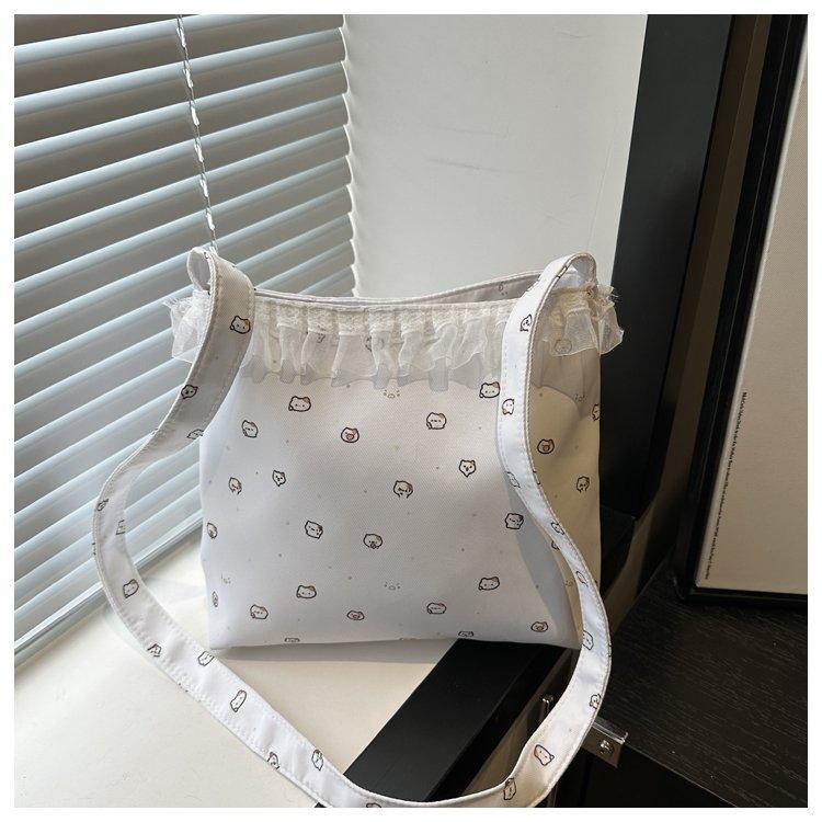 Product Introduction of Sewing Line Magnetic Snap Spring 2025 Women's Bag Shoulder Bag Personality Trend Large Capacity 11