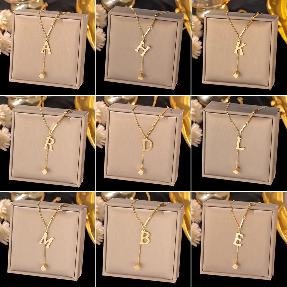 English Letters Titanium Steel Necklace Women's Minimalist Square Pendant Collarbone Chain