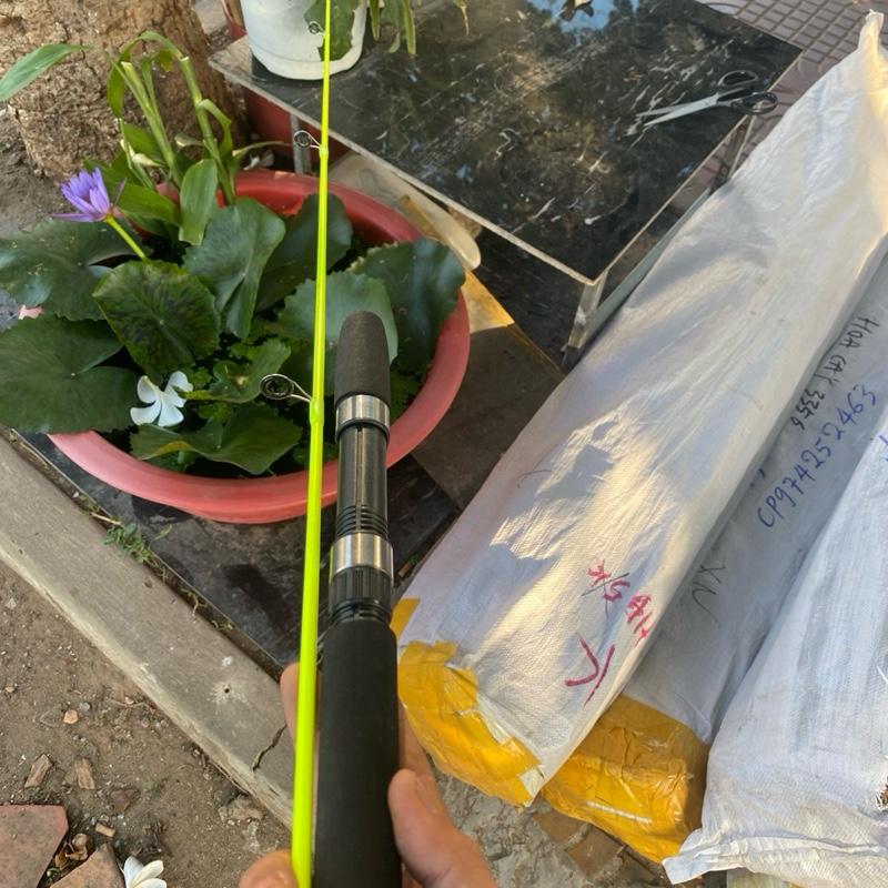 Cần tôm cắm gốc siêu dẽo 1m50 0